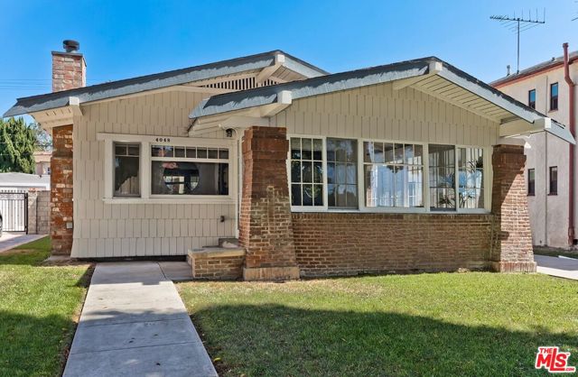 Photo of 4048 Madison Av