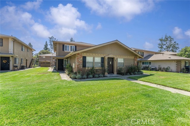 Property photo of 978 W Calle Del Sol