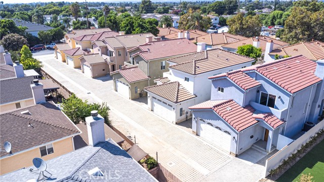 Property photo of 9246 Cedros AV
