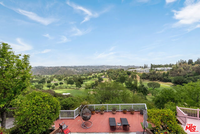 Property photo of 2282 Canyonback RD