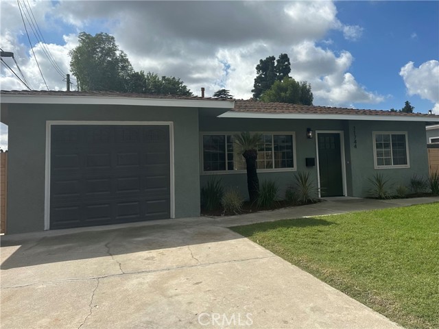Property photo of 11744 Glenworth ST