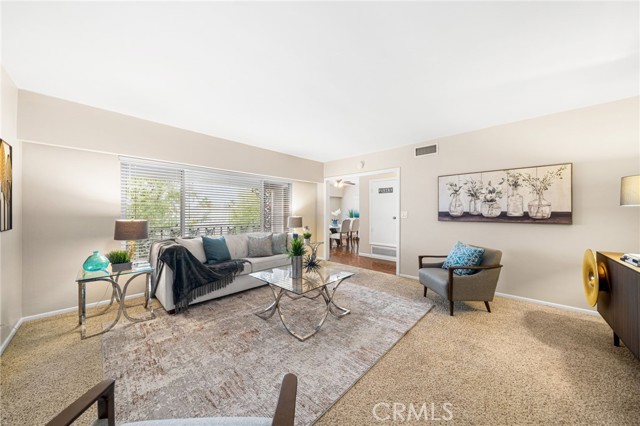 Property photo of 1641 S Pomona AV