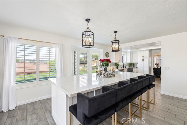 Property photo of 14272 laurel DR