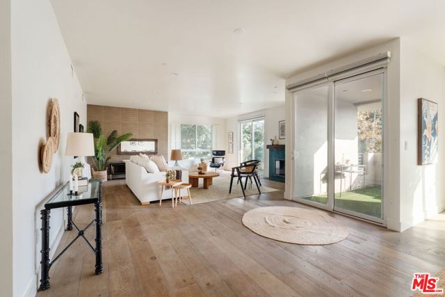 Property photo of 4925 Wilshire BL