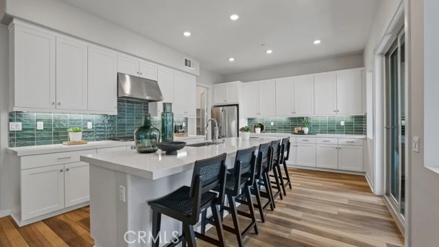 Property photo of 1005 Walnut TE