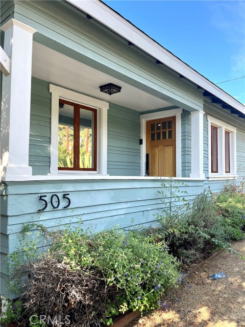 Property photo of 505 N Avenue 65