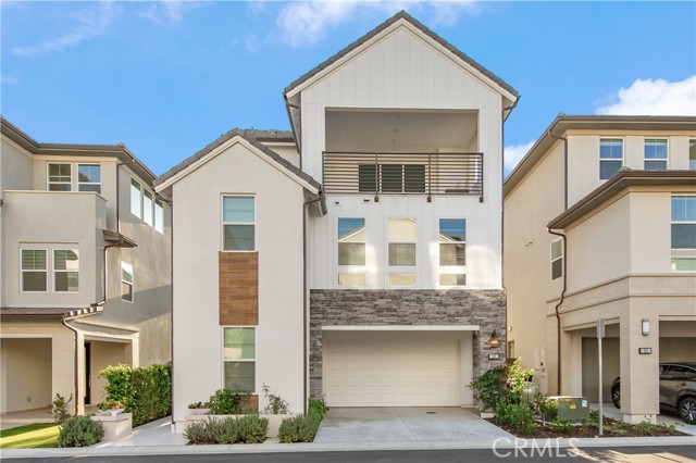 Property photo of 131 Reyes Alley