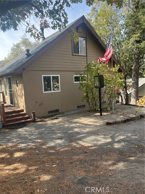 Property photo of 6070 Manzanita CT