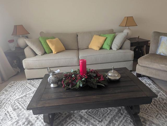 Property photo of 1181 W Mayberry