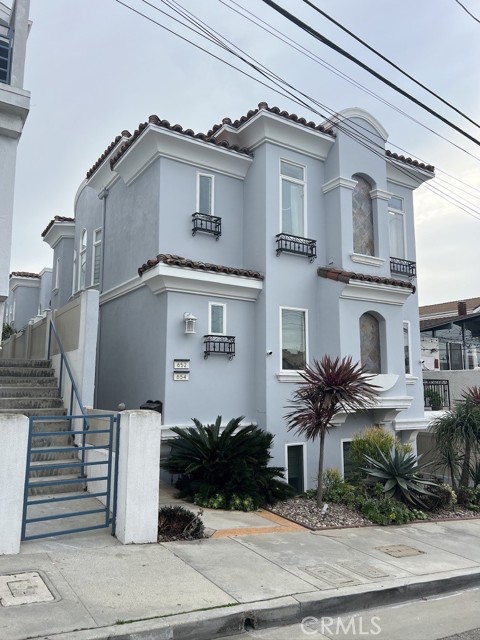 Property photo of 654 5th ST