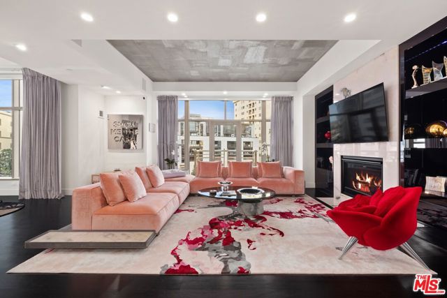 Property photo of 10776 Wilshire BL