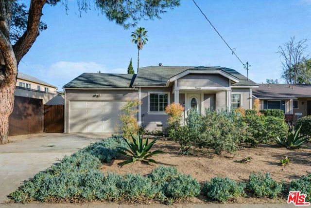 Property photo of 14043 Calvert ST