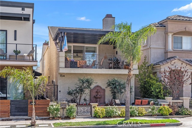 Property photo of 154 12th ST