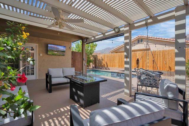Property photo of 51925 Avenida Vallejo