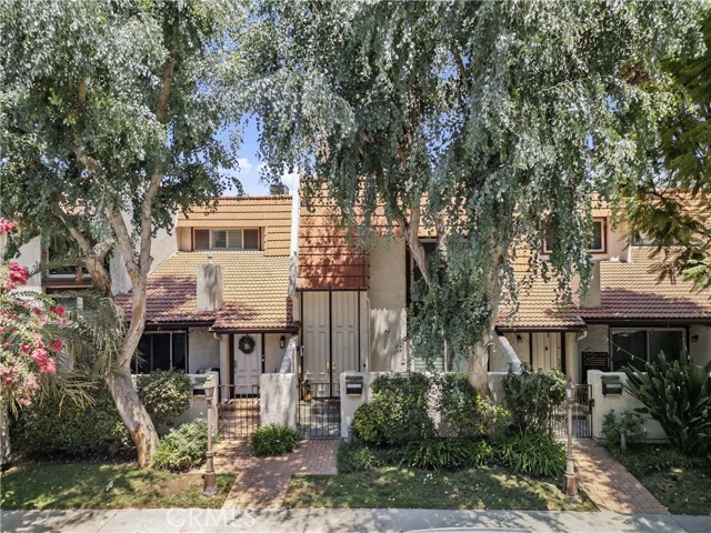 Property photo of 22255 Erwin ST