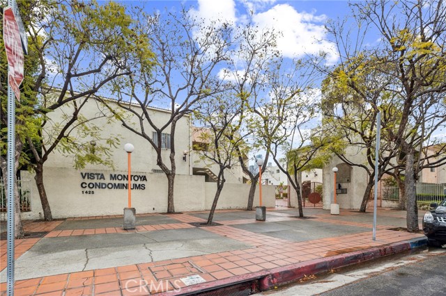 Property photo of 1118 Valencia ST