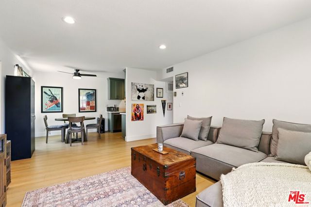 Property photo of 11813 Runnymede ST