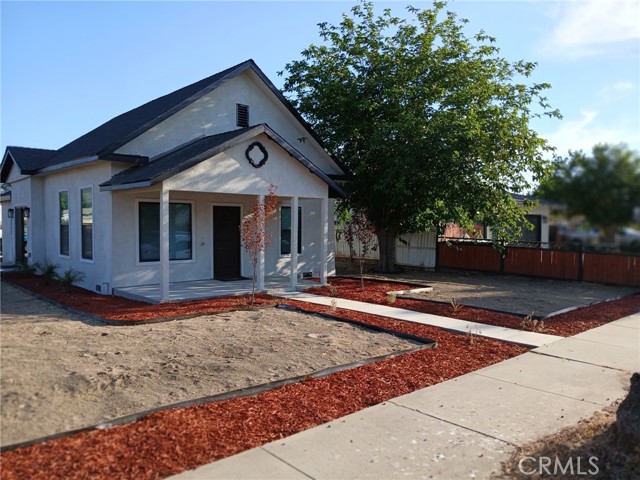 Property photo of 1295 E Whittier AV