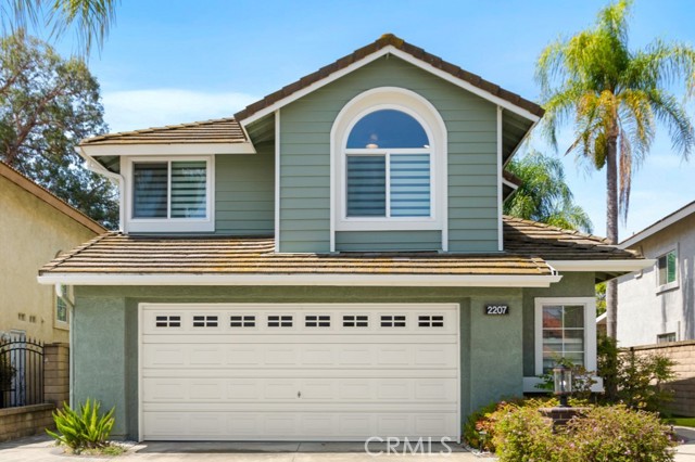Property photo of 2207 Hedgerow LN