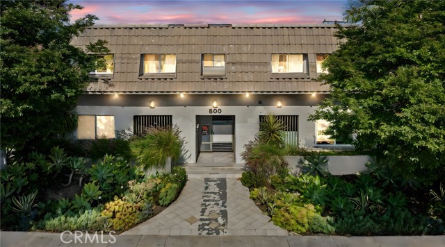 Property photo of 800 N Eucalyptus AV