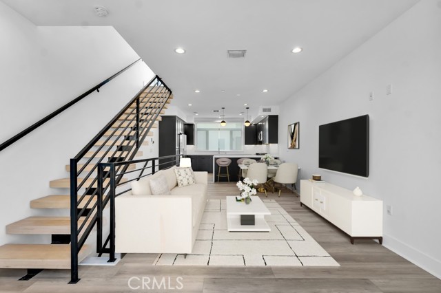 Property photo of 11304 Victory BL