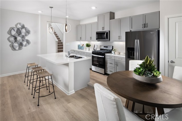 Property photo of 25172 Hunter AV