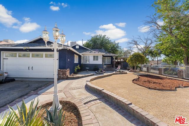 Property photo of 43879 Fig AV