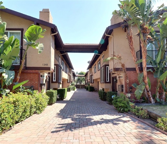 Property photo of 1348 E Orange Grove BL