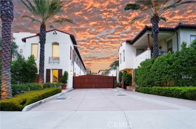 Property photo of 28220 Highridge RD