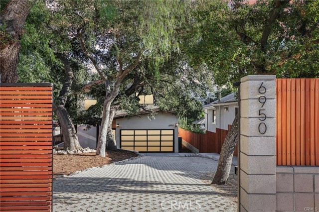 Property photo of 6950 Beckett ST