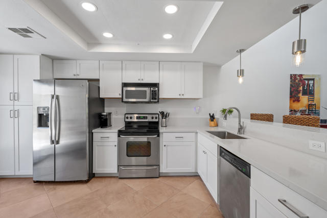 Property photo of 76495 Daffodil DR