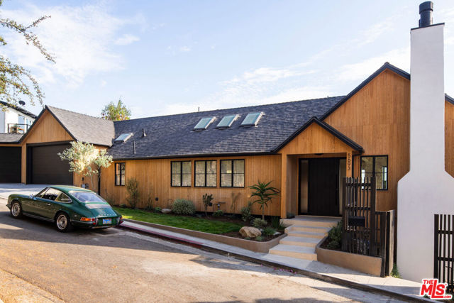 Property photo of 5693 Spreading Oak DR