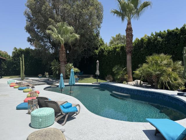 Property photo of 43170 Warner TR