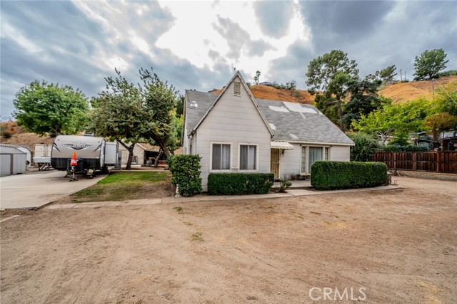 Property photo of 395 W 39th