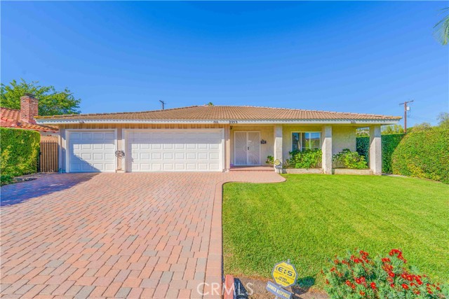 Photo of 2353 Almeza