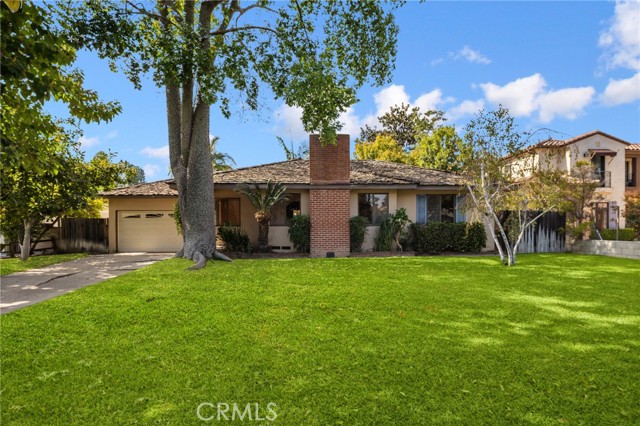 Property photo of 2535 Louise AV