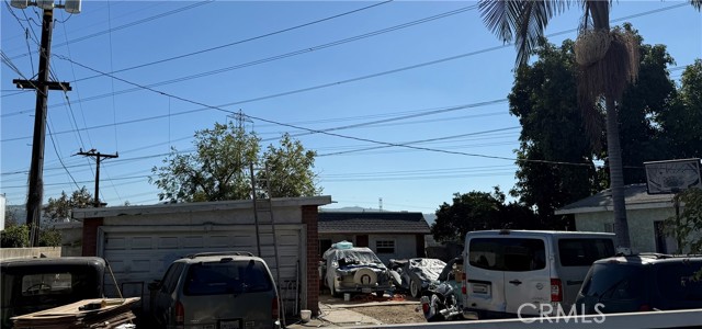 Property photo of 882 Durfee