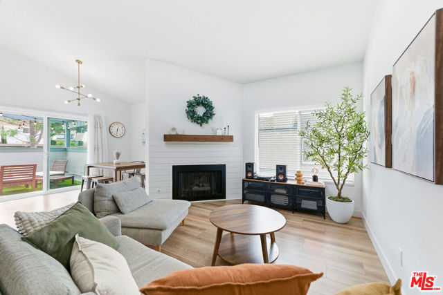 Property photo of 1120 Cleghorn DR