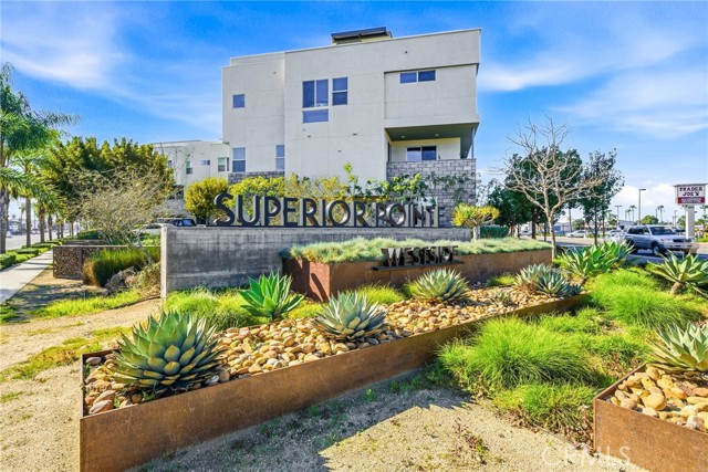 Property photo of 639 Channel WY