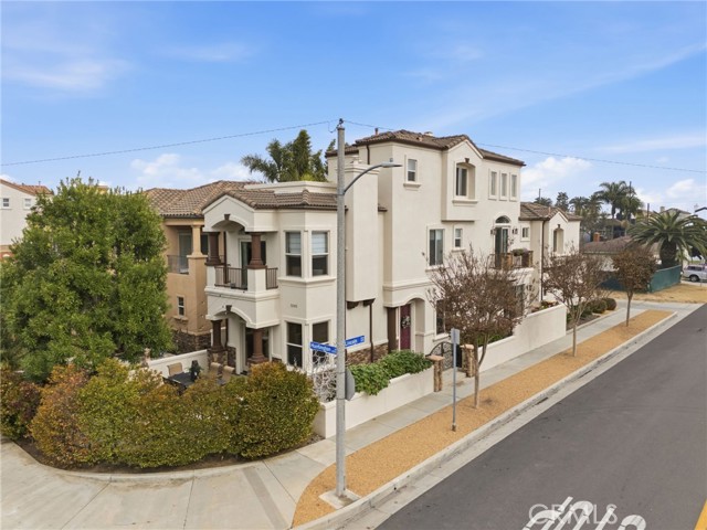 Property photo of 1202 Huntington ST