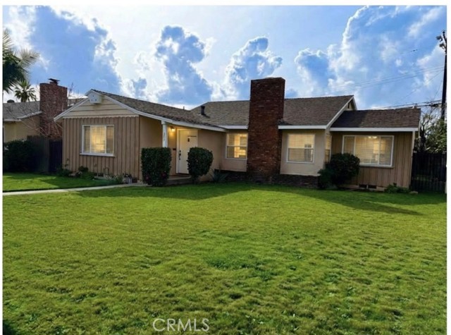 Property photo of 1257 Claremont PL