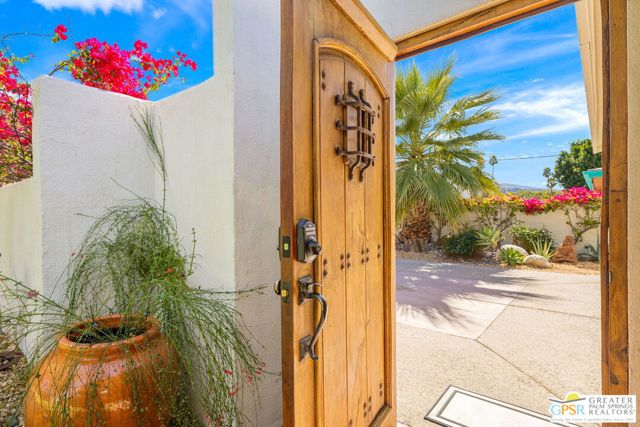 Property photo of 511 N Calle Rolph