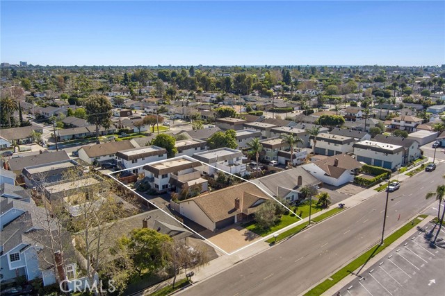 Property photo of 2048 Garden LN