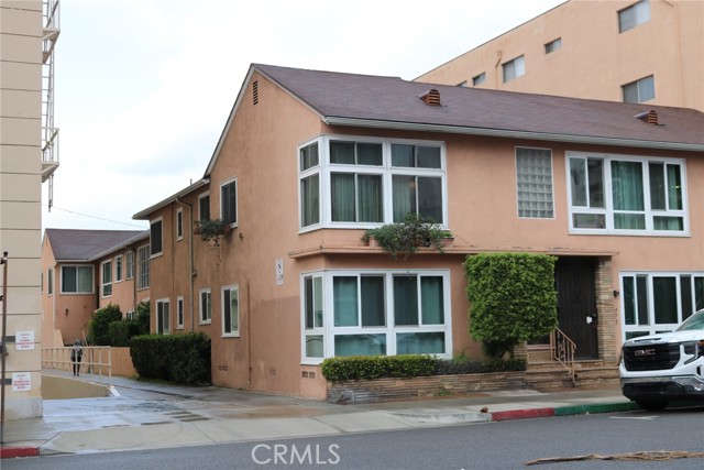 Photo of 325 Cedar Ave