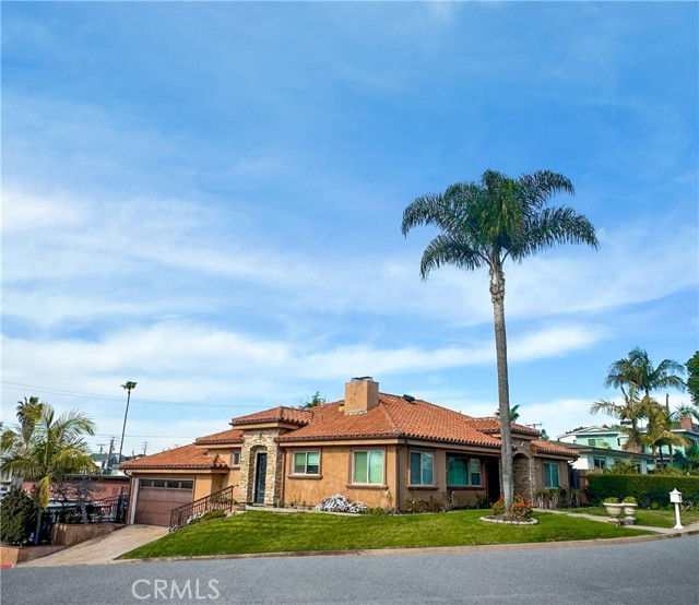 Property photo of 401 Holmwood DR