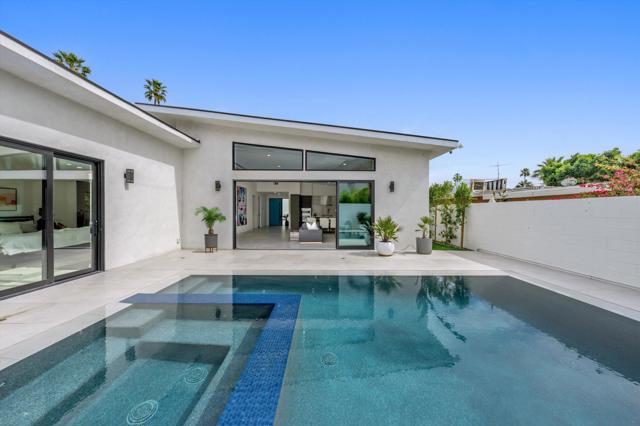 Property photo of 555 N Sunrise WY