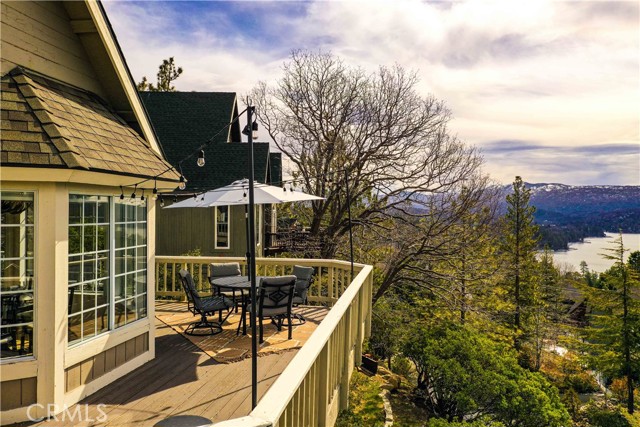 Property photo of 915 Breithorn DR