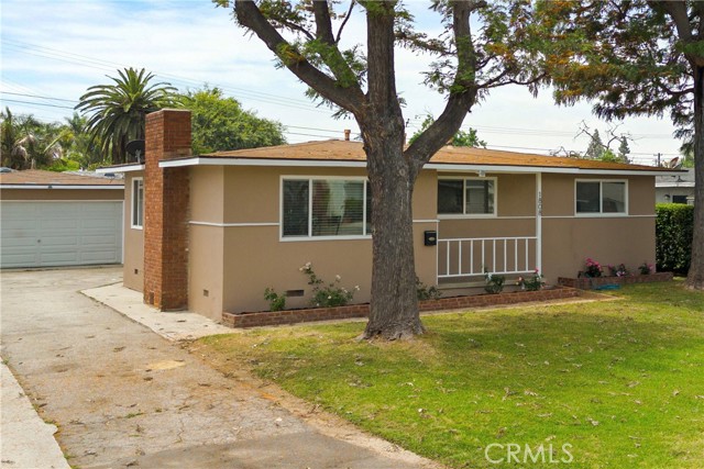 Property photo of 1808 W Palm DR