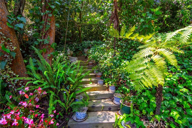 Property photo of 2363 Coldwater Canyon DR
