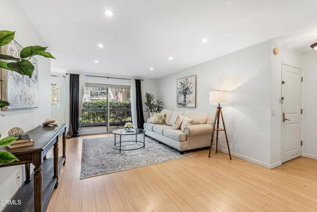 Property photo of 4722 Park Granada